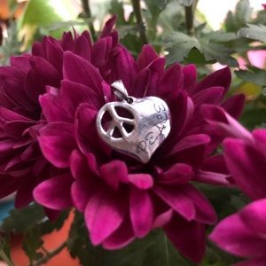 Hallmark sterling silver piece heart pendant